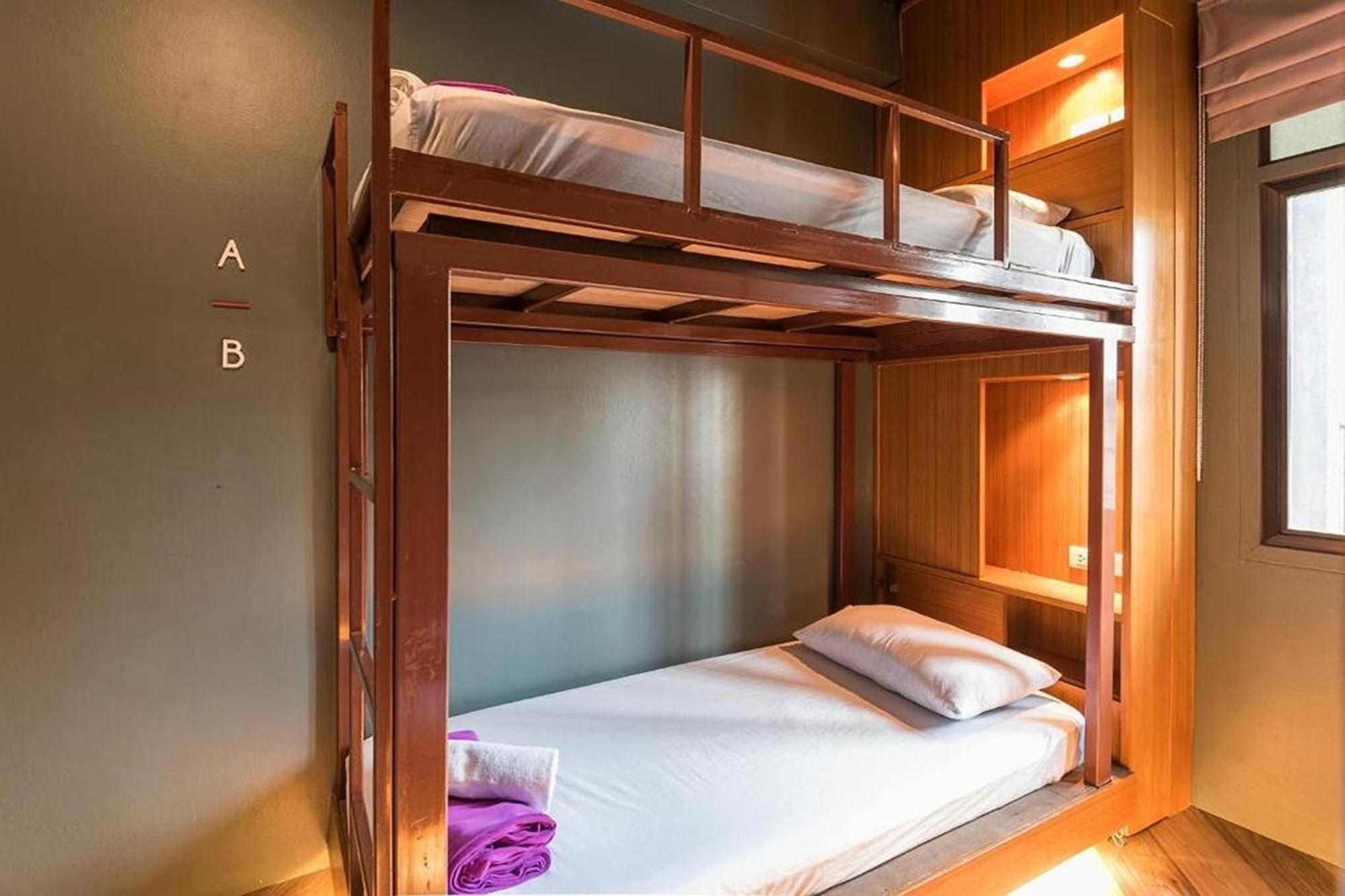 Loftel 22 Hostel Bangkok Buitenkant foto