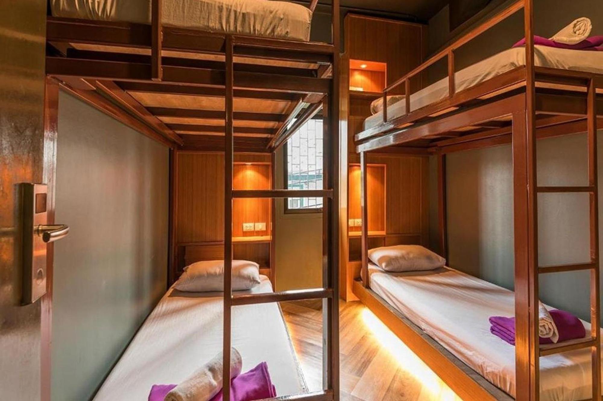 Loftel 22 Hostel Bangkok Buitenkant foto